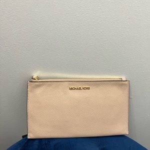 Michael Kors Wrislet